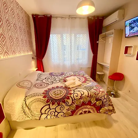 Malasana Apartments-2